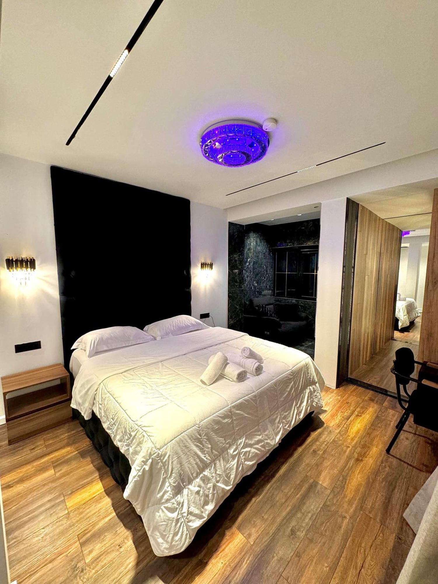 Boutique Hotel Empire Of Martin Gjirokastër Esterno foto