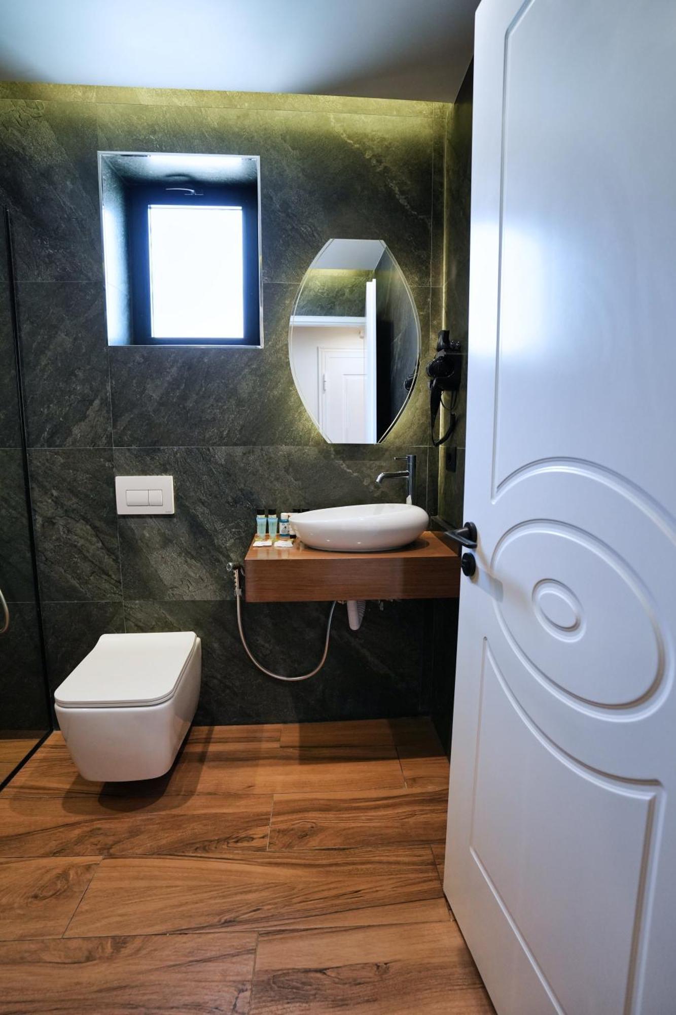 Boutique Hotel Empire Of Martin Gjirokastër Esterno foto
