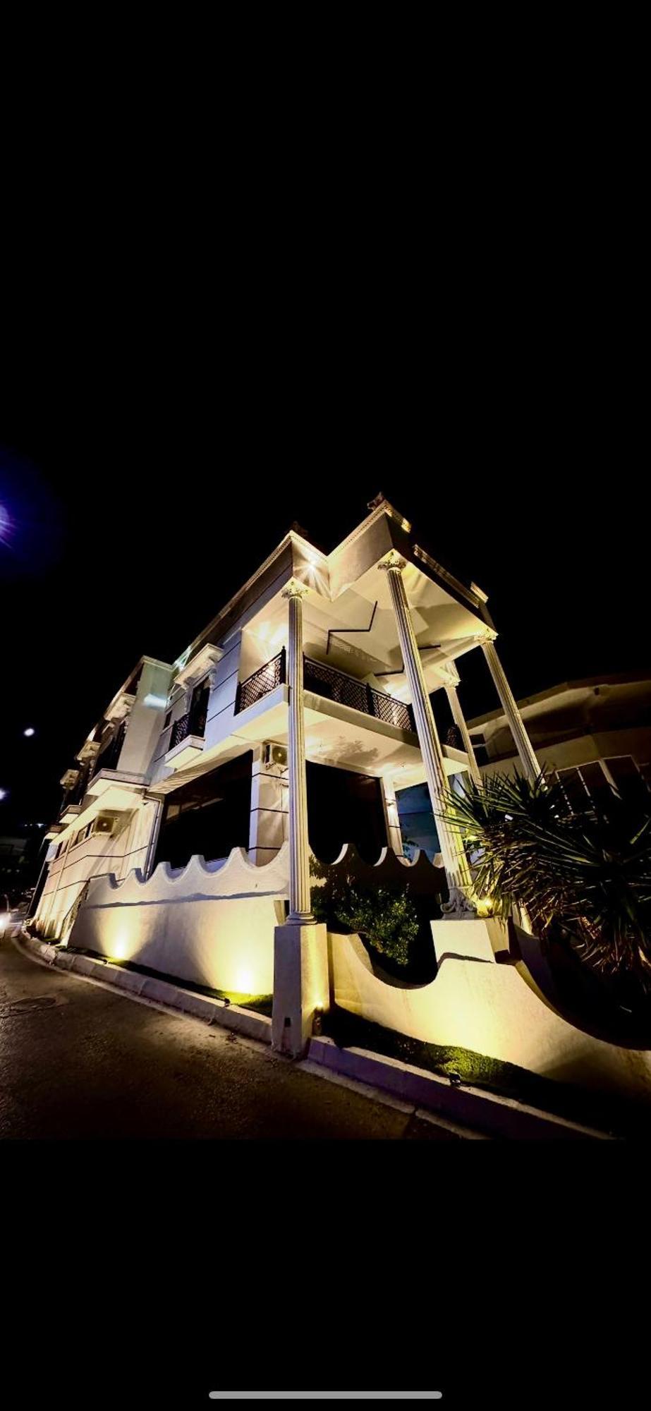 Boutique Hotel Empire Of Martin Gjirokastër Esterno foto