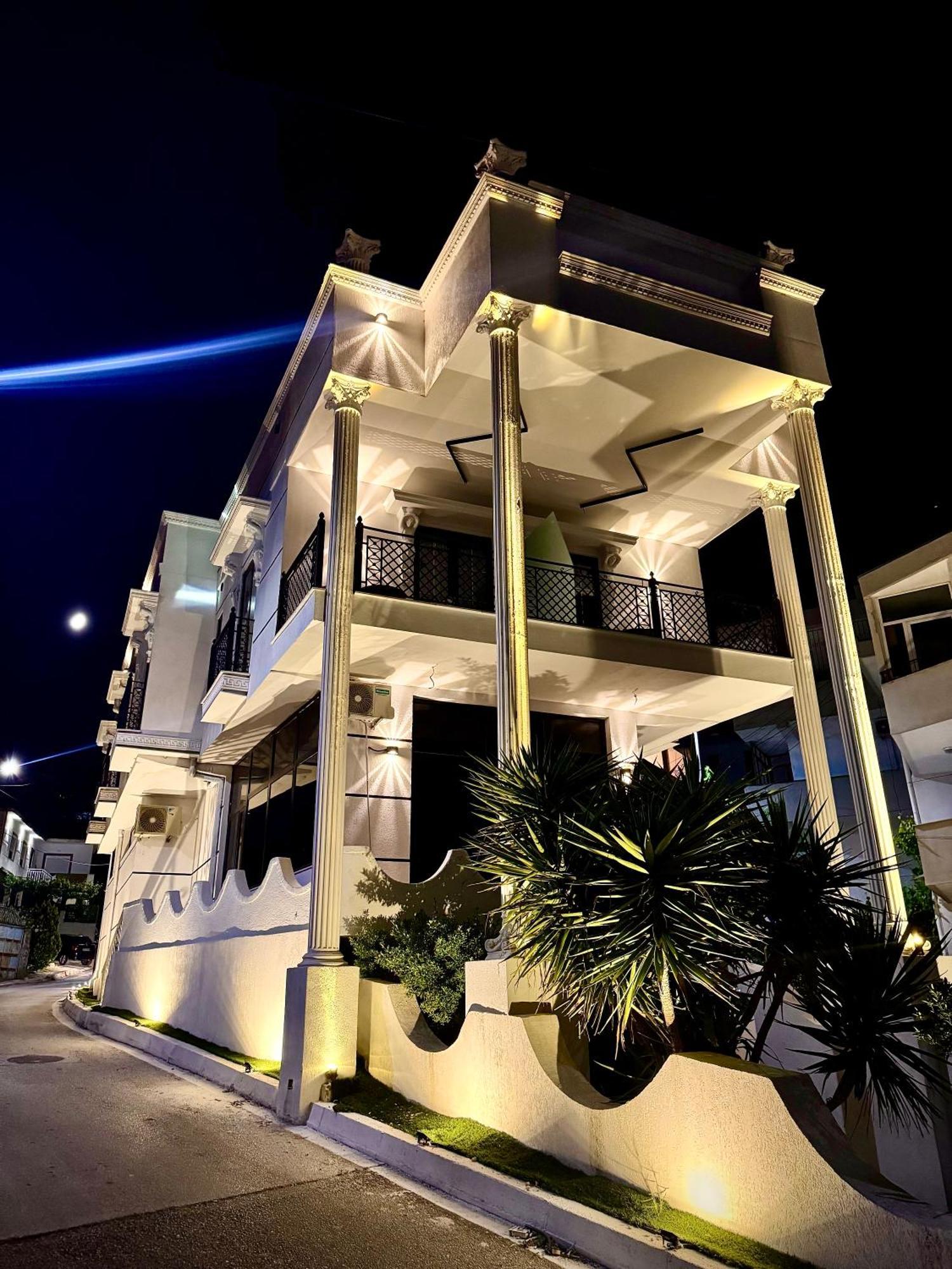 Boutique Hotel Empire Of Martin Gjirokastër Esterno foto